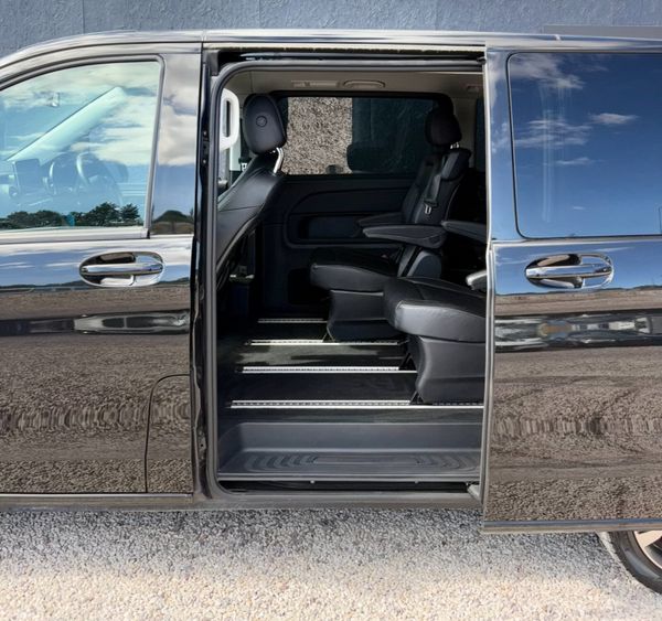 Mercedes V220 D 7 Seater Avantgarde Automatic 394970964