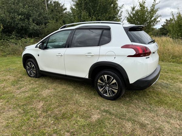PEUGEOT 2008 (2018) 394901942