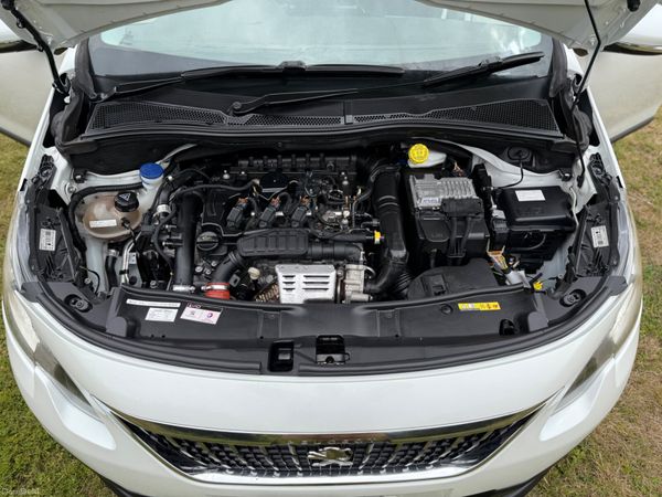 PEUGEOT 2008 (2018) 394901962