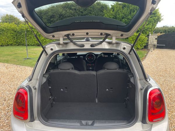 Mini Cooper 2017 Diesel One Owner 394902546