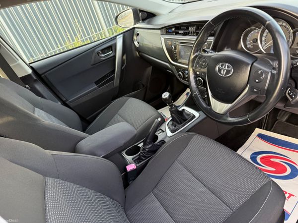 Toyota Auris 2014 Only 118KMS 394909580