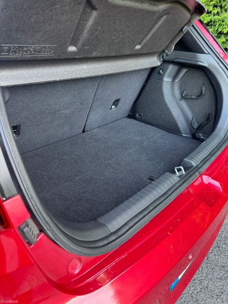 Hyundai i20 DELUXE 2018 LOW MILEAGE 394910688