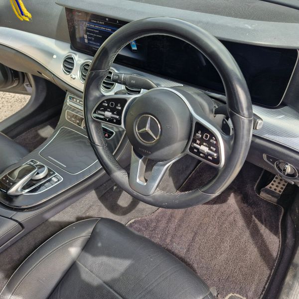 Mercedes-Benz E-Class 2019 394924166