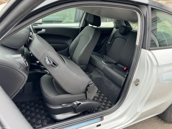 AUDI A1 S-Line 1.4 Petrol Auto 2013 58000KM 2 Keys 394929236