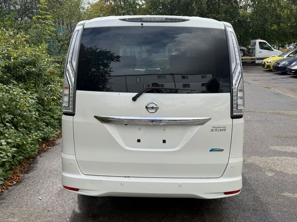 Nissan Serena Hybrid 8 Seat Automatic Power door 394936900