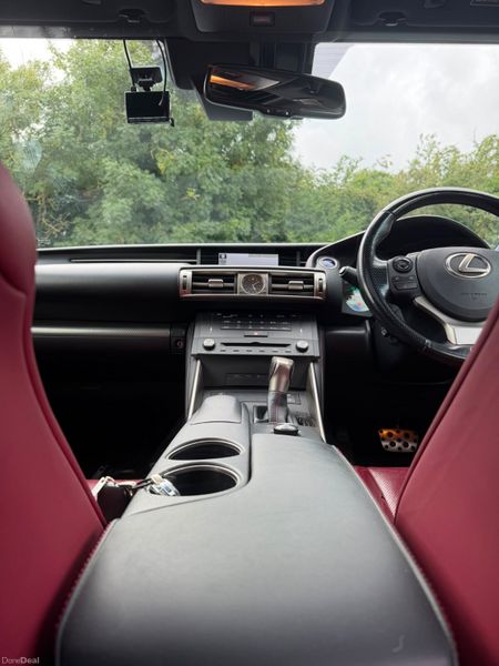 16 LEXUS IS300H F SPORT 395044890