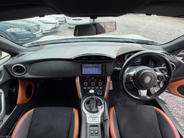 17 TOYOTA GT 86 395044994
