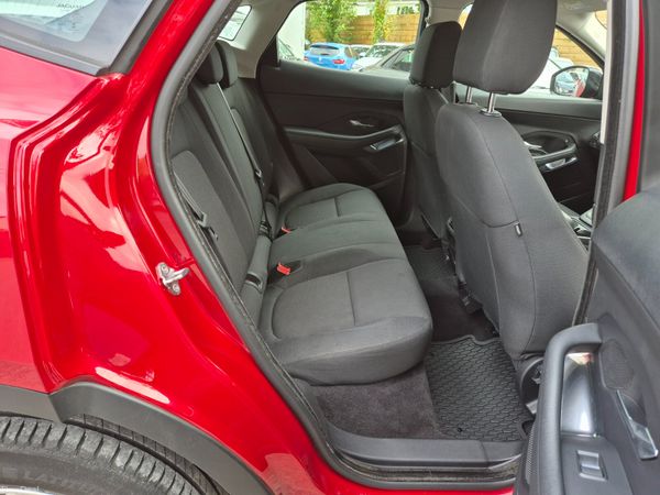 Jaguar E-Pace 395050388