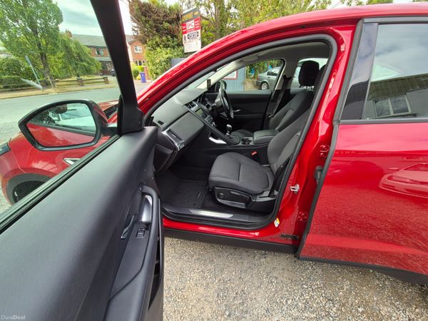 Jaguar E-Pace 395050392