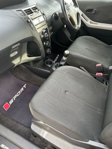 2009 Toyota Yaris Manual 395055528