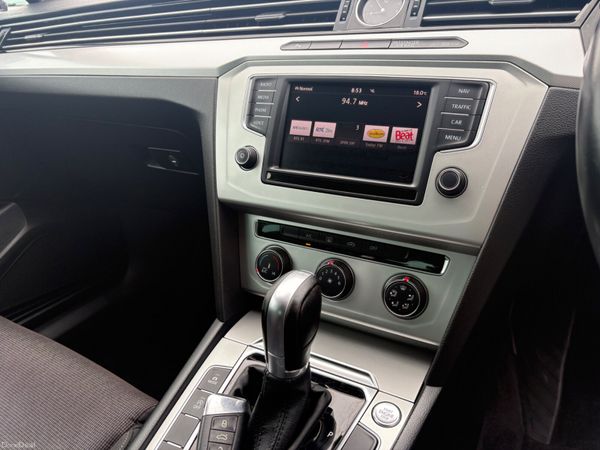 Volkswagen Passat DSG 395004338