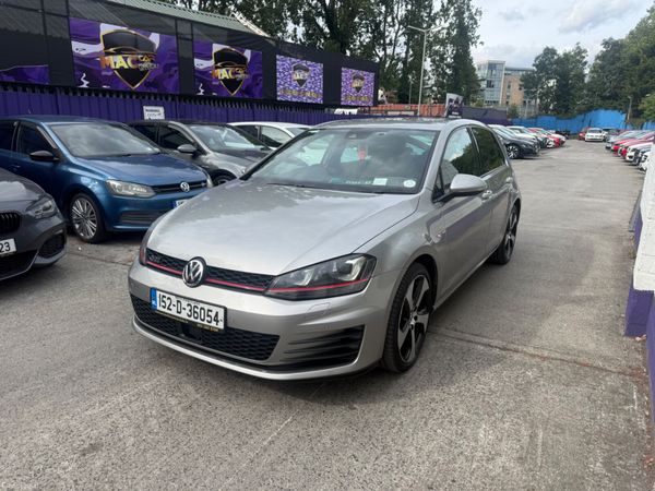Volkswagen Golf GTI 2015 395010954