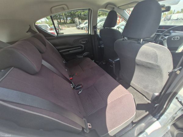 2015 Toyota Aqua 1.5L Hybrid Low Miles Fresh NCT 395011424