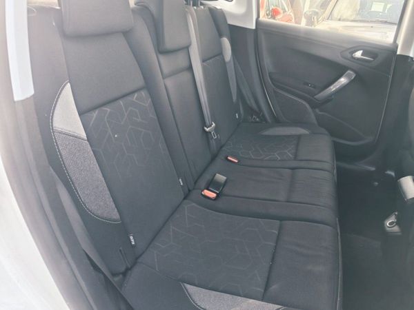 Peugeot 2008 1.2 PureTech 82bhp Active 395034436