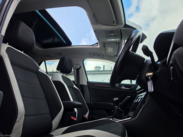 182* VW T-ROC 2.0 150BHP SPORT 4-MOTION TOP SPEC 395138048