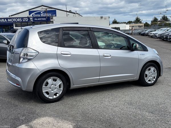 2013 Honda Fit 1.3 Hybrid Auto Nct 03/27 Tax 02/27 395246950