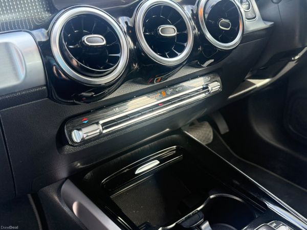 2022 Mercedes-Benz GLB  Automatic/ 7Seater 395278690