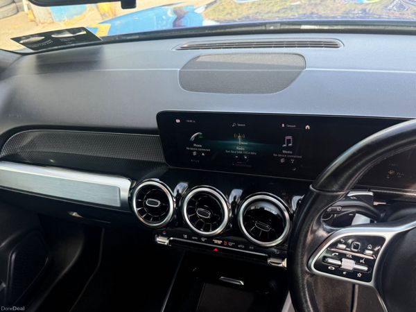 2022 Mercedes-Benz GLB  Automatic/ 7Seater 395278726