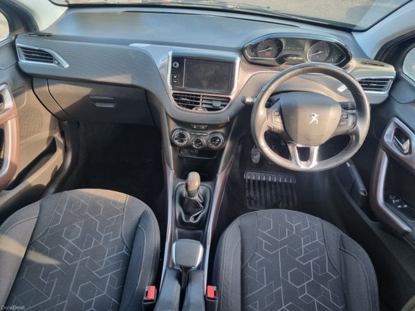 Peugeot 2008 2014 395237166