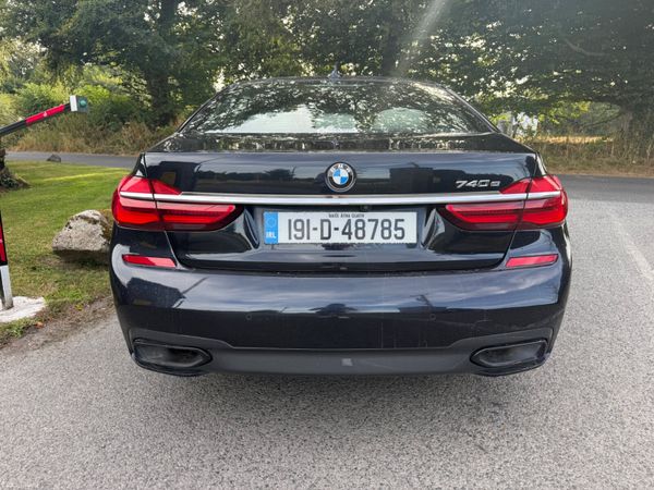 BMW 7-Series 2019 395340048