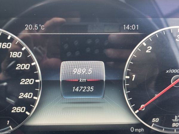 Mercedes-Benz E-Class 2019 395370720