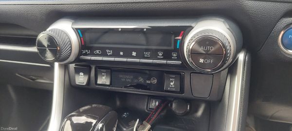 Toyota RAV4 2020 395379638
