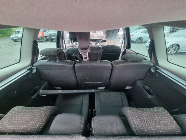 NEW NCT- Renault Grand Scenic 2011 395324516
