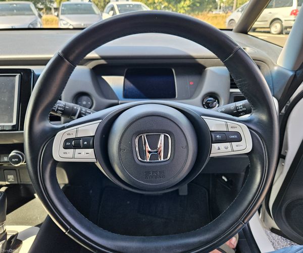 Honda Fit 2022 Petrol Hybrid Automatic 395330018