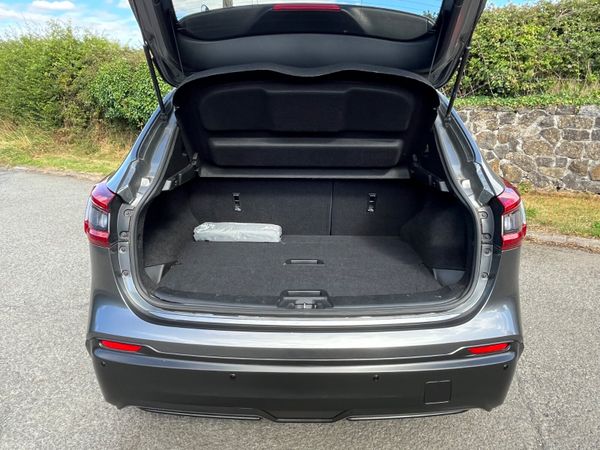 Nissan Qashqai 1.2 PET SV 395330240