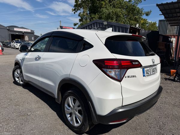 Honda Vezel Hybrid  Automatic 395447342