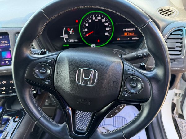 Honda Vezel  RS  Hybrid Automatic 395447472