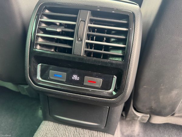 Volkswagen Passat 1.4 TFSI Leather Auto 395491264