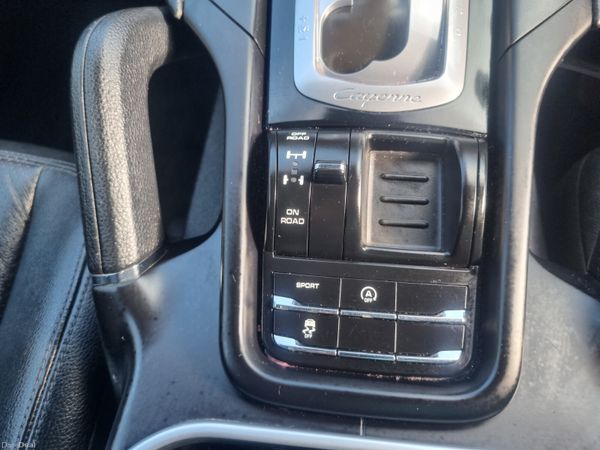 Porsche Cayenne 2016 395428494