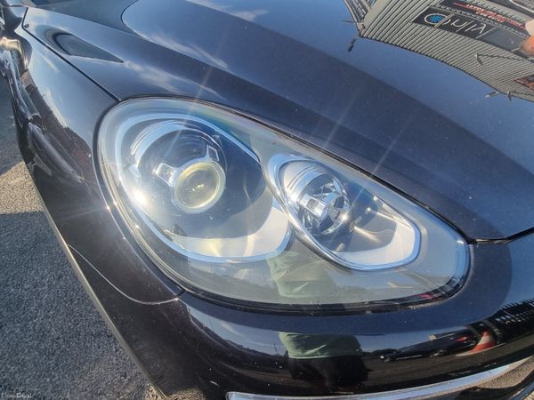 Porsche Cayenne 2016 395428512