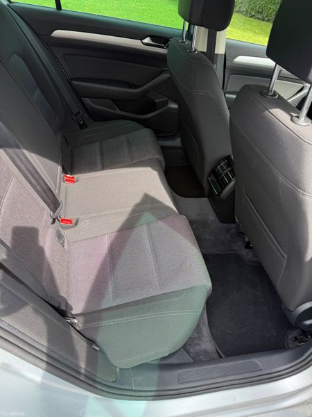 Volkswagen Passat 2016 395437980