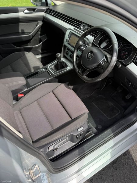 Volkswagen Passat 2016 395437992