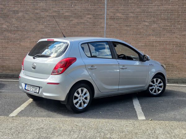2013 Hyundai i20 Premium, 5 of 23
