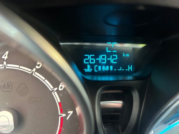 Ford Fiesta 2017 (NCT 03/27 TAX 03/27) 395542870