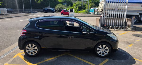 Peugeot 208 AUTOMATIC HIGH SPEC 395589190