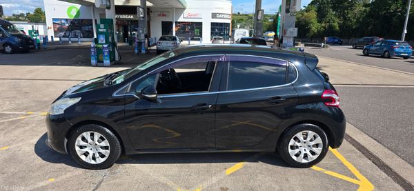 Peugeot 208 AUTOMATIC HIGH SPEC 395589192