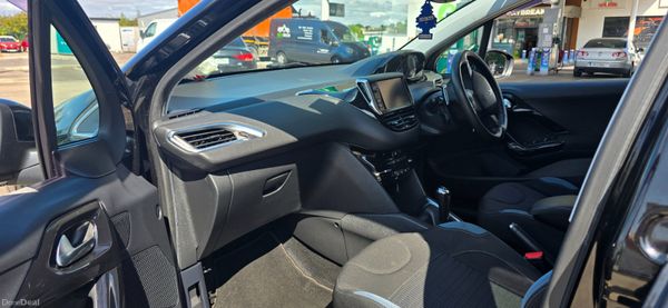 Peugeot 208 AUTOMATIC HIGH SPEC 395589194