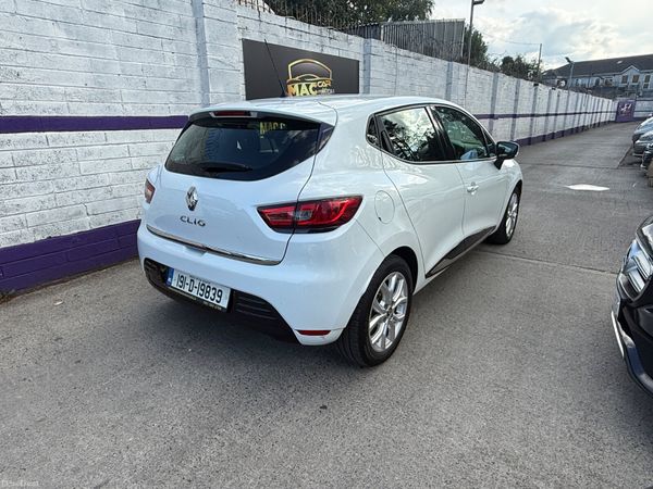 Renault Clio 2019 395590318