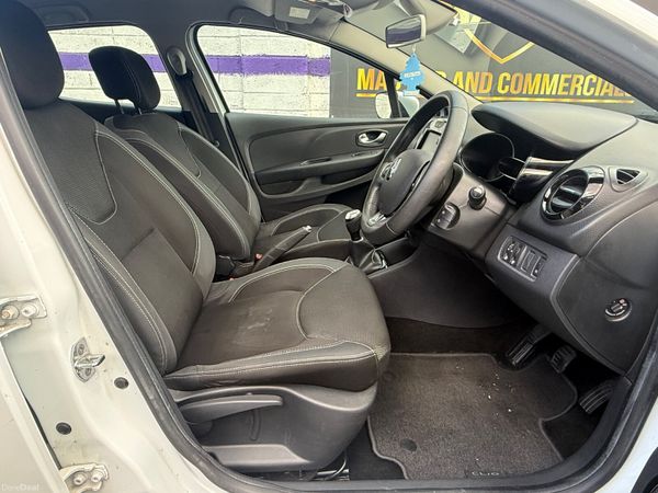 Renault Clio 2019 395590334