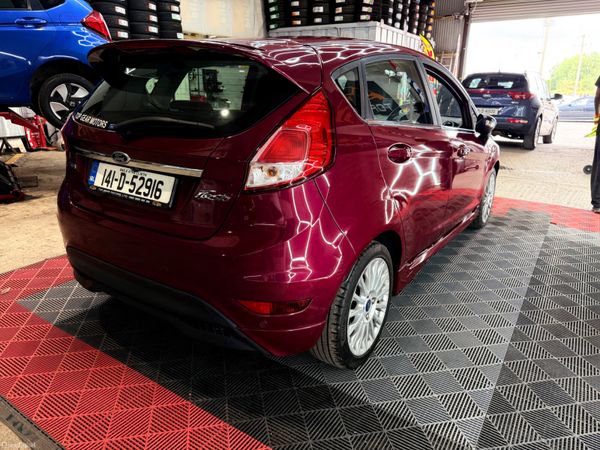 2014 Ford Fiesta 1.0 Petrol Automatic 395592224