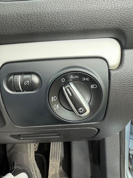 VW GOLF 2012 1.2L PETROL AUTOMATIC VERY LOW MILEAG 395533246