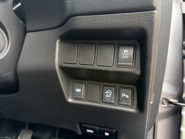 🔴 Nissan Qashqai SV Full Spec 395646556
