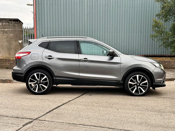 🔴 Nissan Qashqai SV Full Spec 395646536