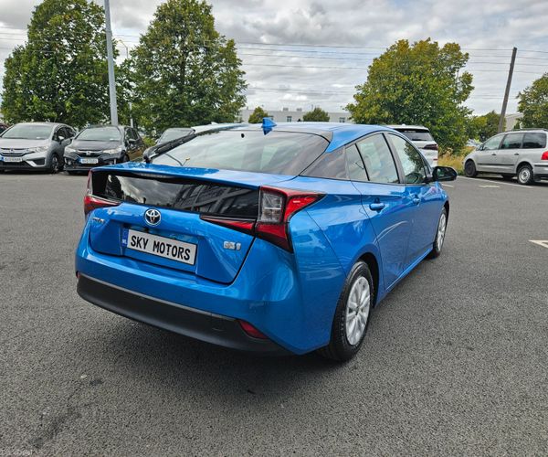 2022 Toyota Prius 1.8 Hybrid Automatic 395646800