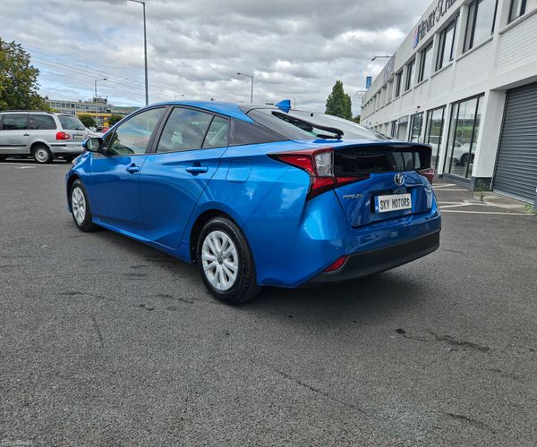 2022 Toyota Prius 1.8 Hybrid Automatic 395646806