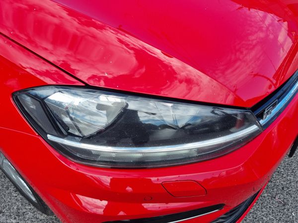 Volkswagen Golf 2018 395682398